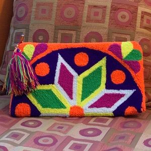 Wayuu tribe clutch bag